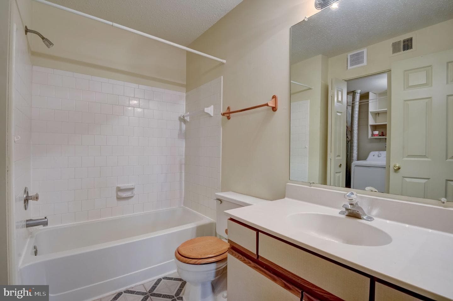102 Fort Evans Road SE #d photo 20