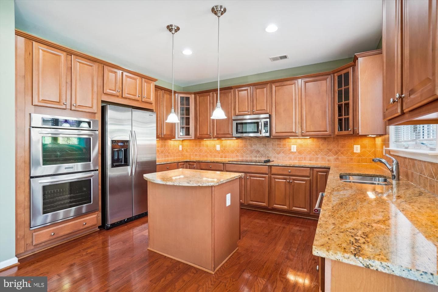 20582 Golden Ridge Drive photo 11