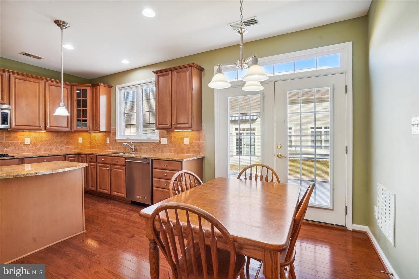 20582 Golden Ridge Drive photo 13