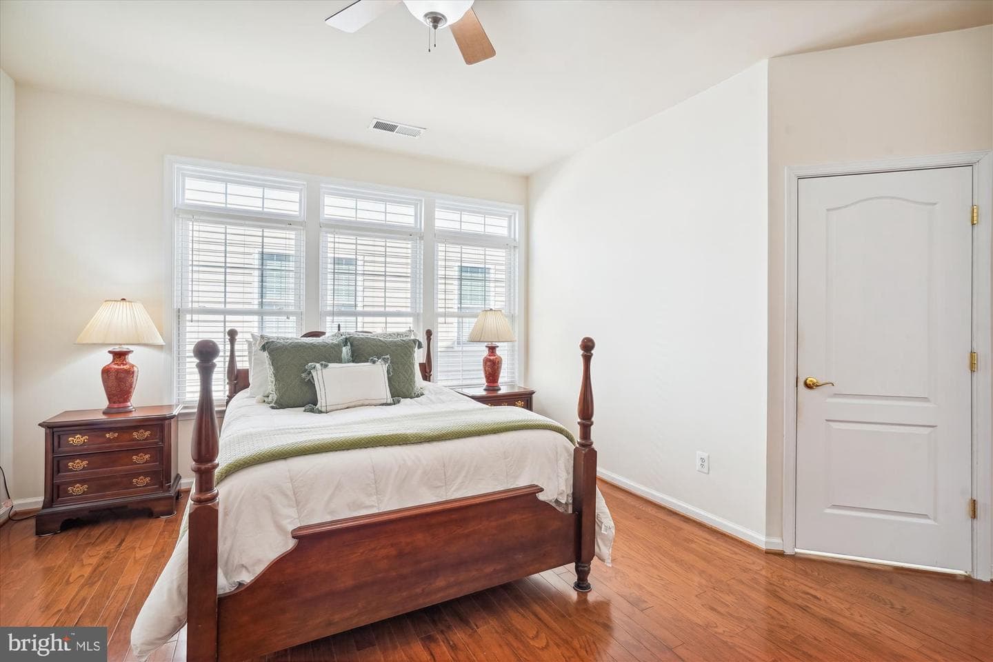 20582 Golden Ridge Drive photo 16