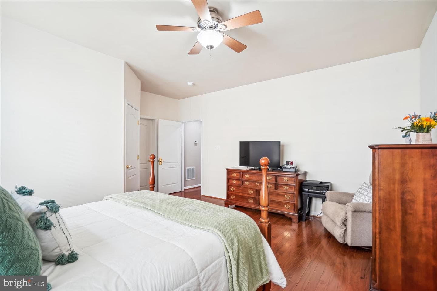 20582 Golden Ridge Drive photo 17