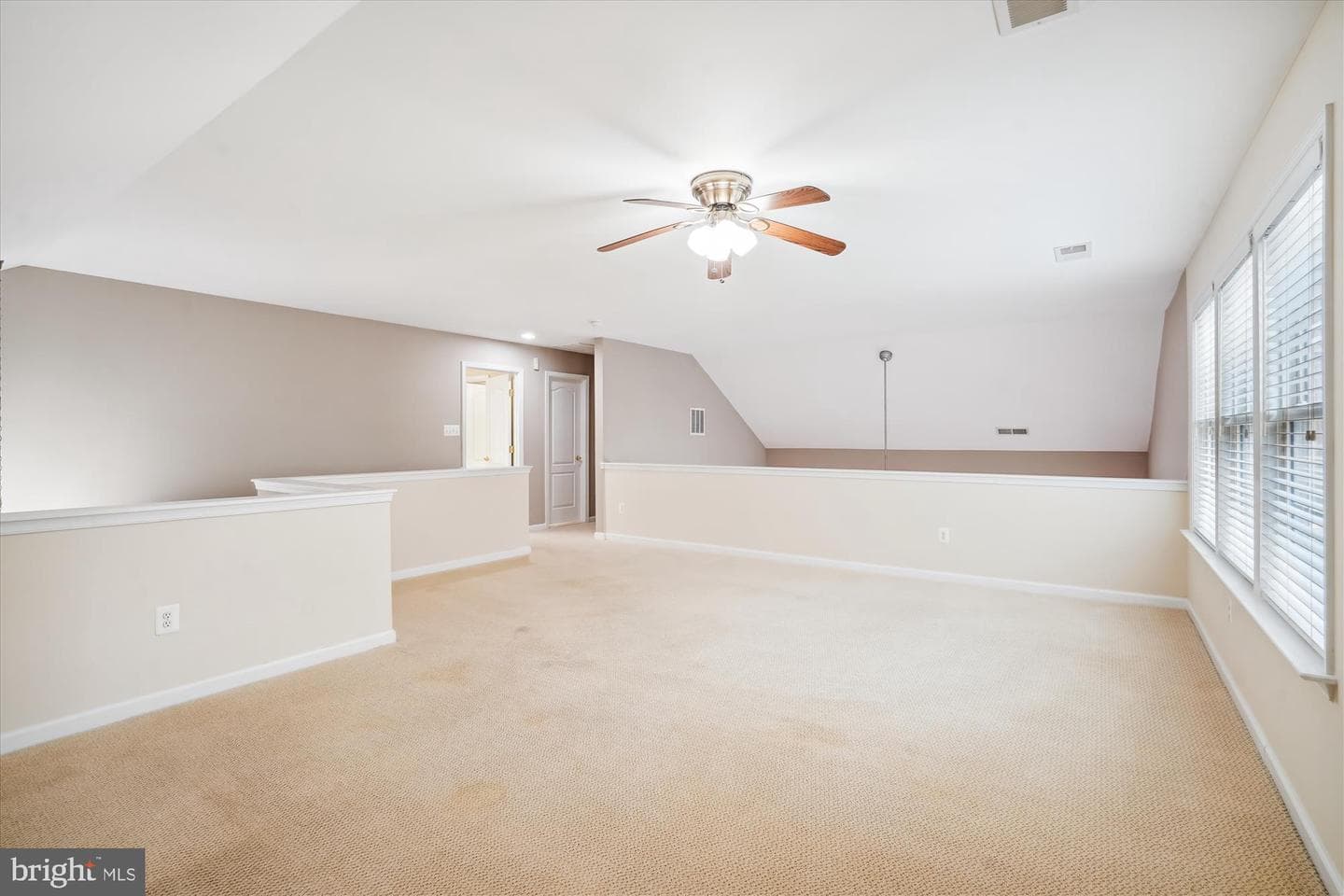 20582 Golden Ridge Drive photo 23