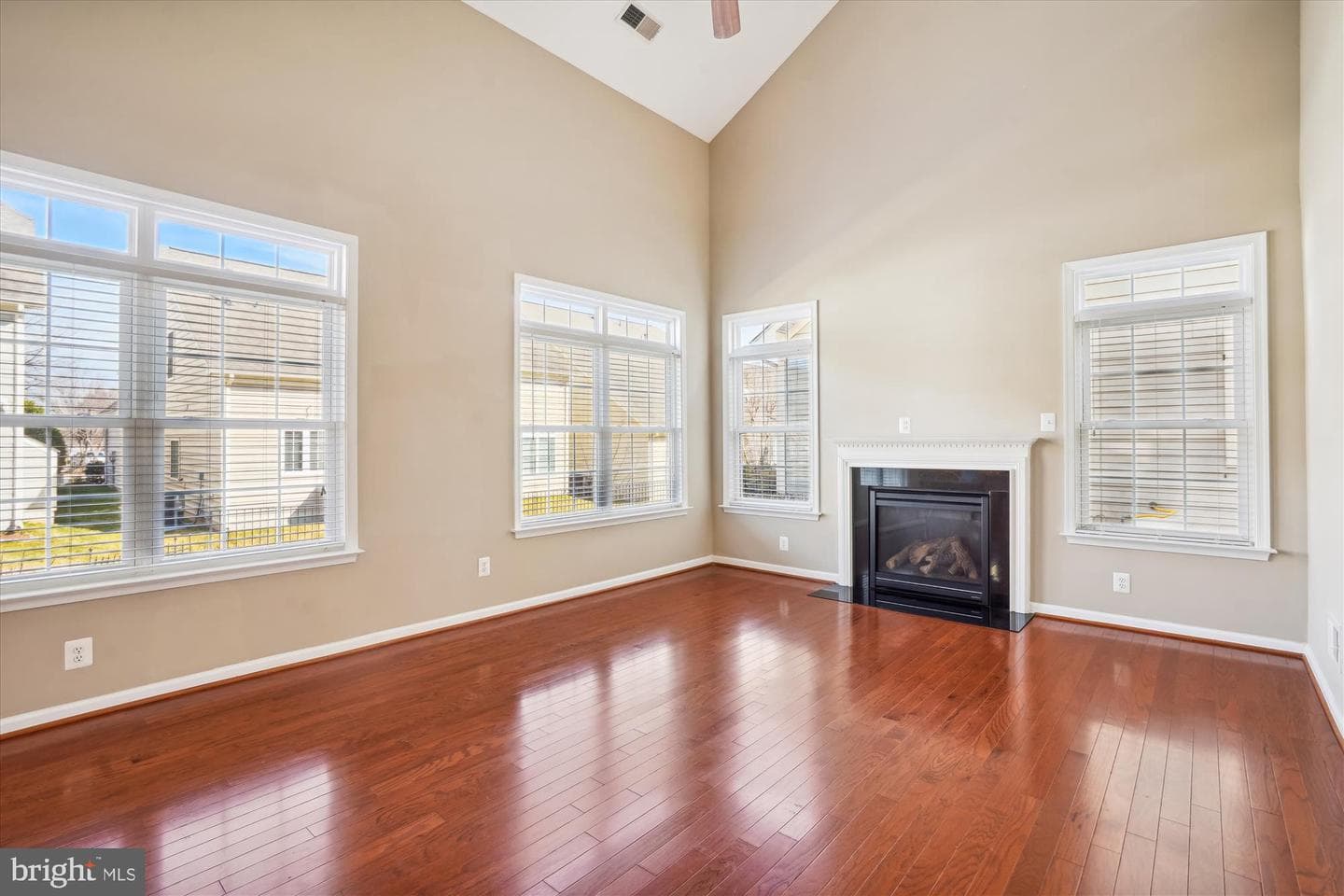 20582 Golden Ridge Drive photo 8