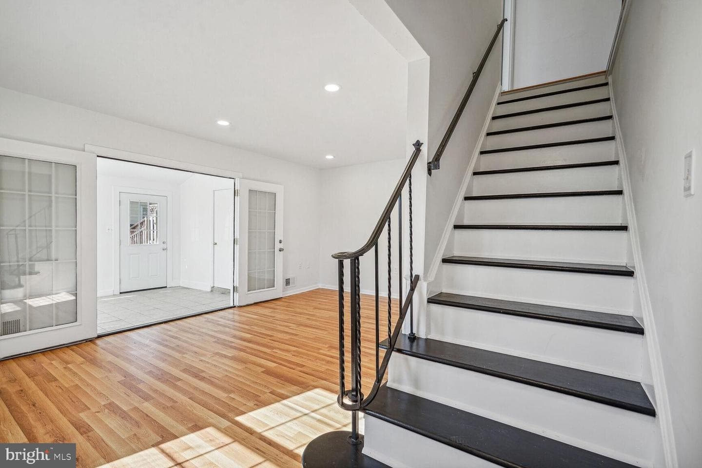 239 Nottoway Street SE photo 4