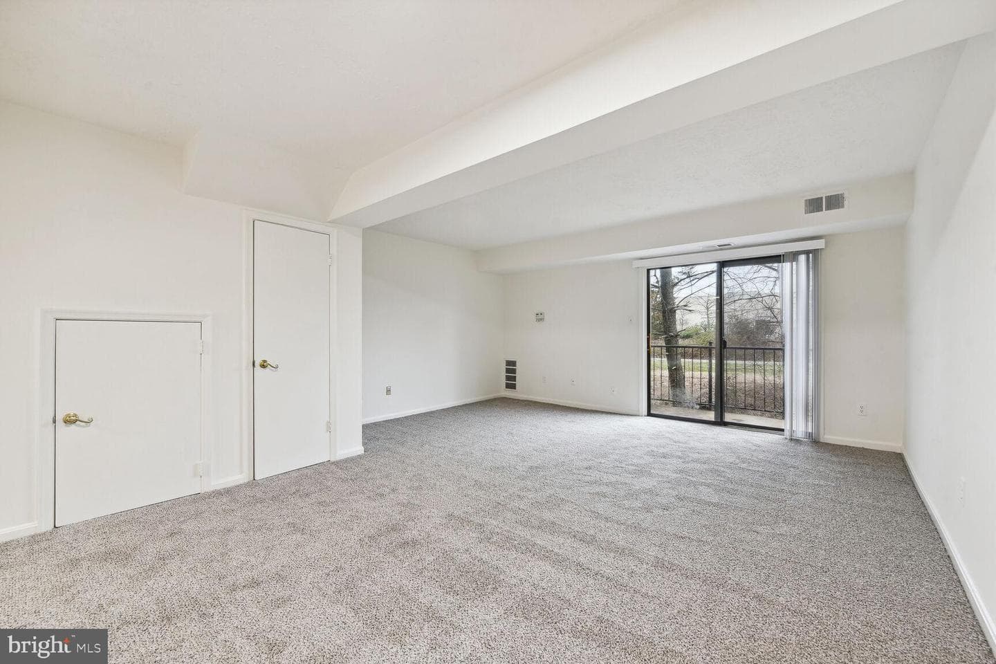 1029 Margate Court #1029c photo 6
