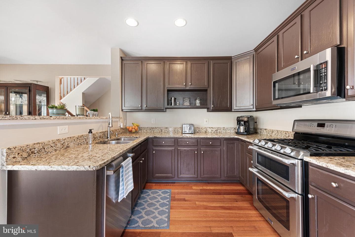 42698 Latrobe Street photo 14