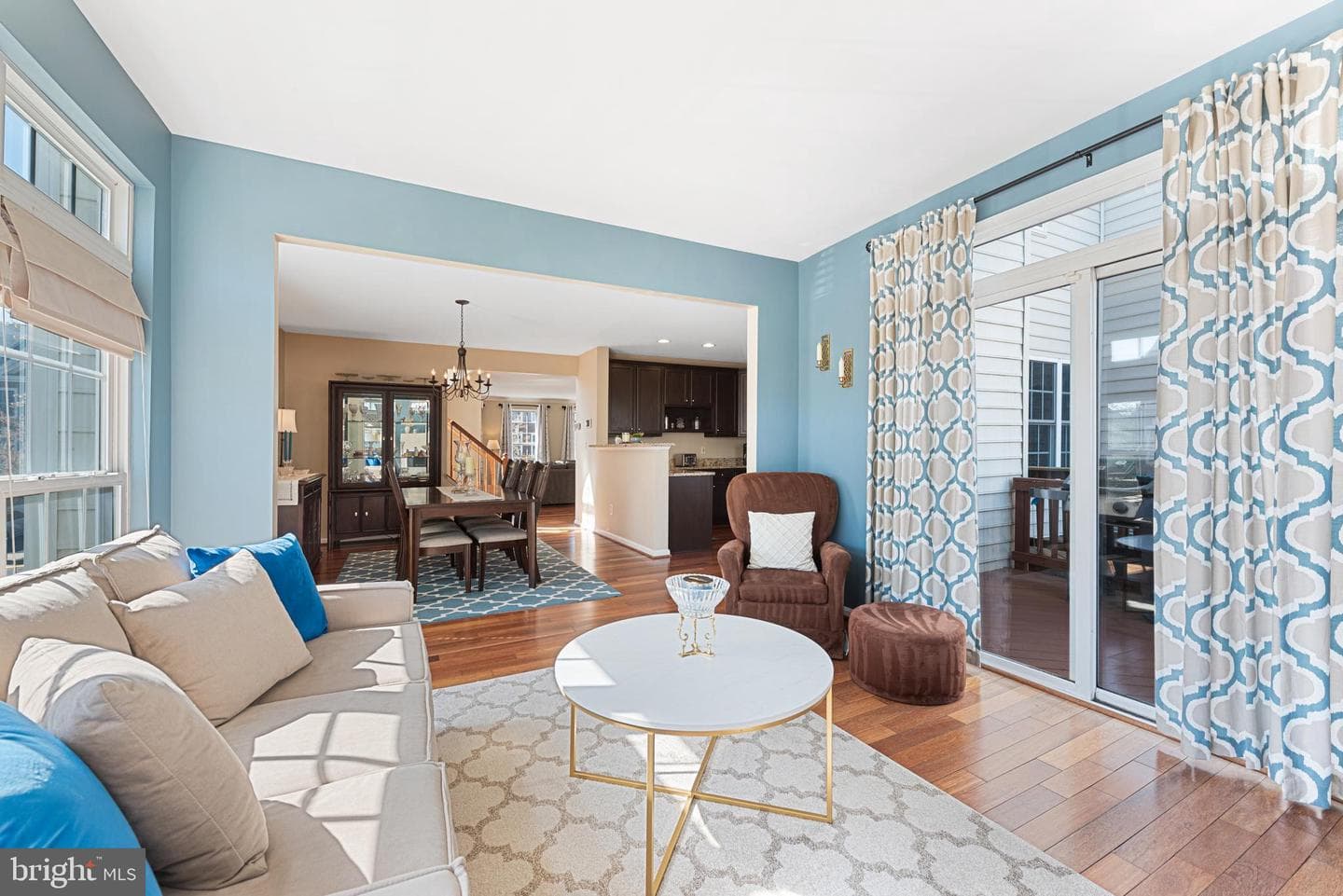 42698 Latrobe Street photo 17