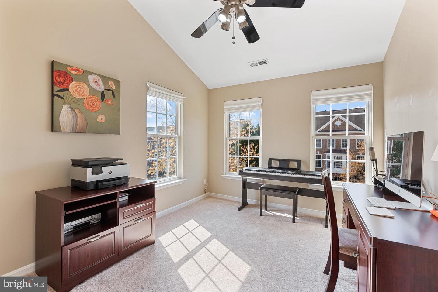 42698 Latrobe Street photo 29