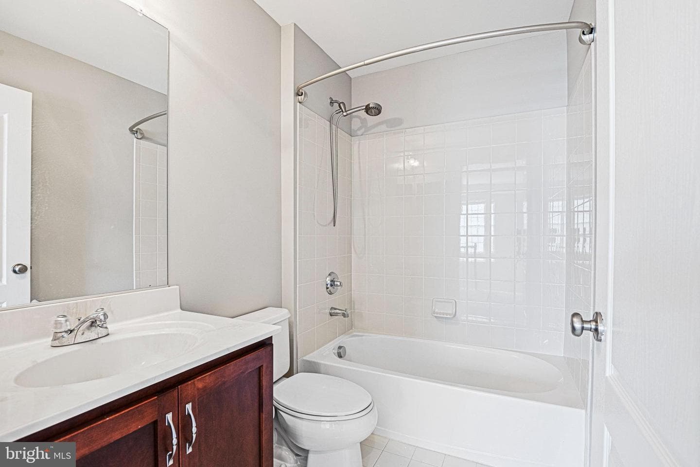 25663 America Square photo 31