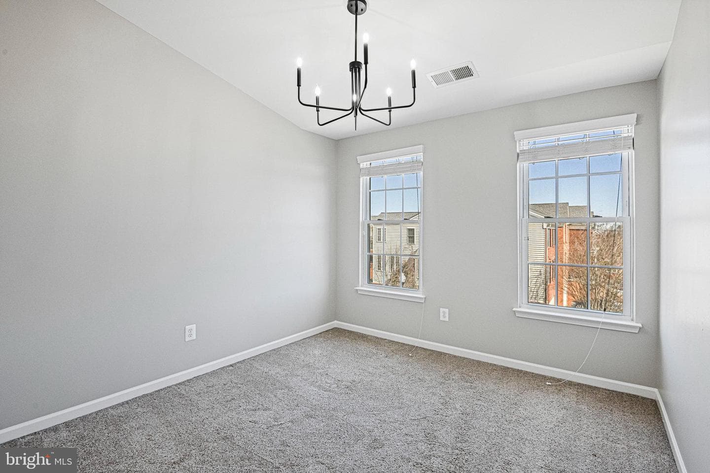25663 America Square photo 32