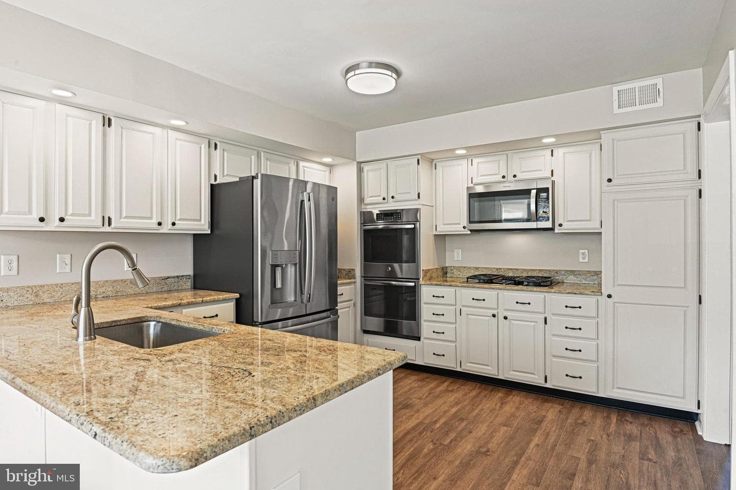 43439 Postrail Square photo 11