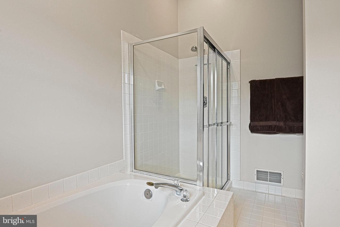 43439 Postrail Square photo 22