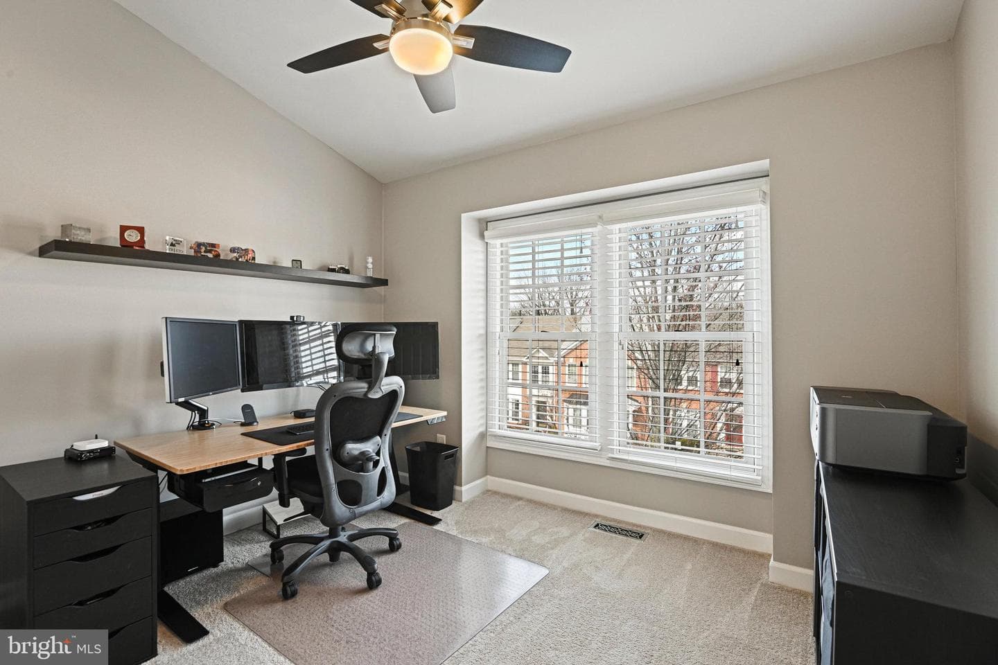 43439 Postrail Square photo 25