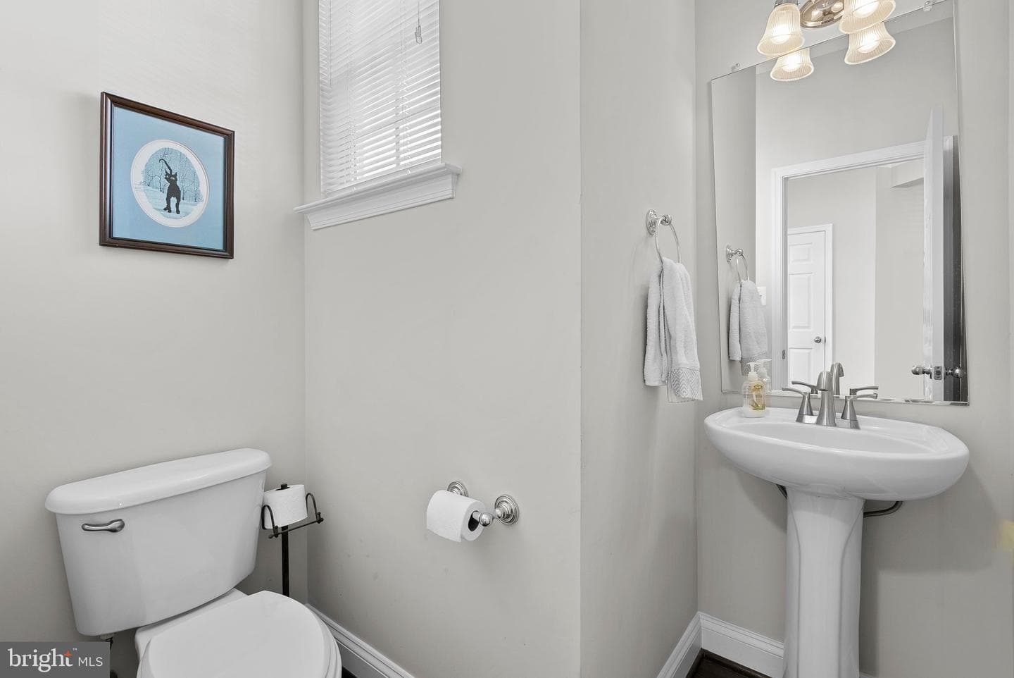 818 Ferndale Terrace NE photo 14