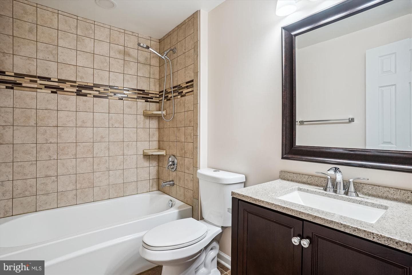 826 Revelstore Terrace NE photo 16