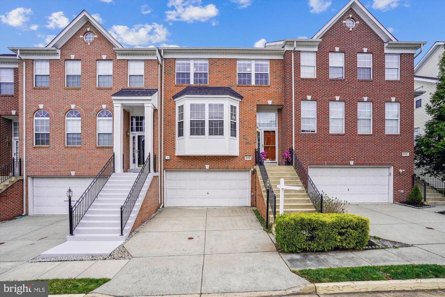 826 Revelstore Terrace NE photo 2