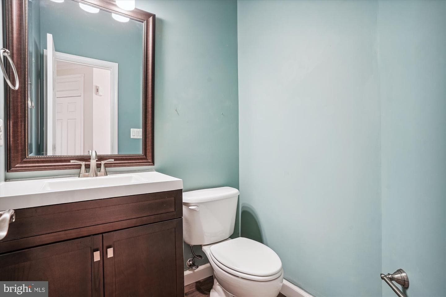 826 Revelstore Terrace NE photo 9
