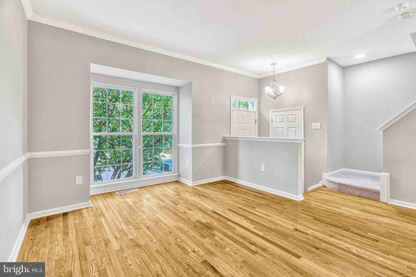 45560 Grand Central Square photo 4