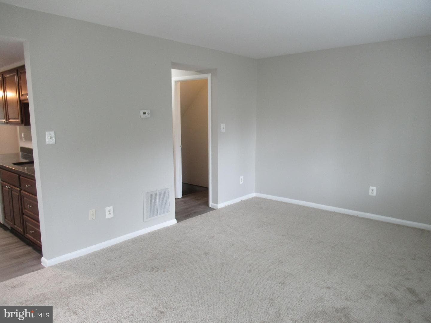 716 Giles Place photo 12