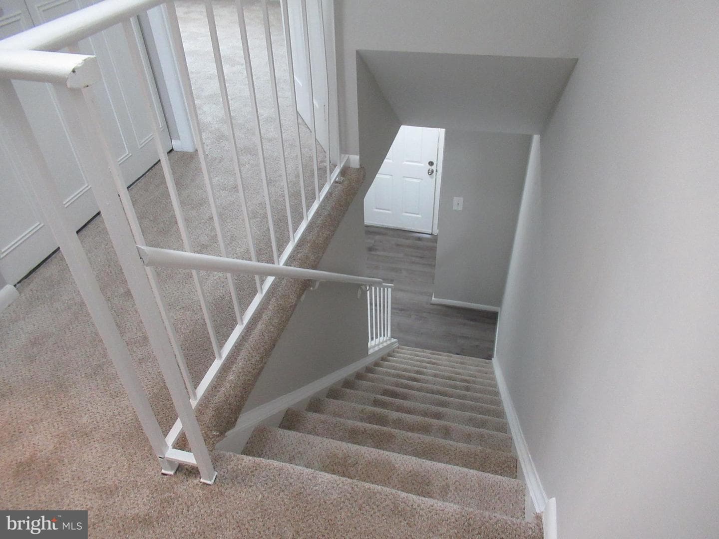 716 Giles Place photo 16