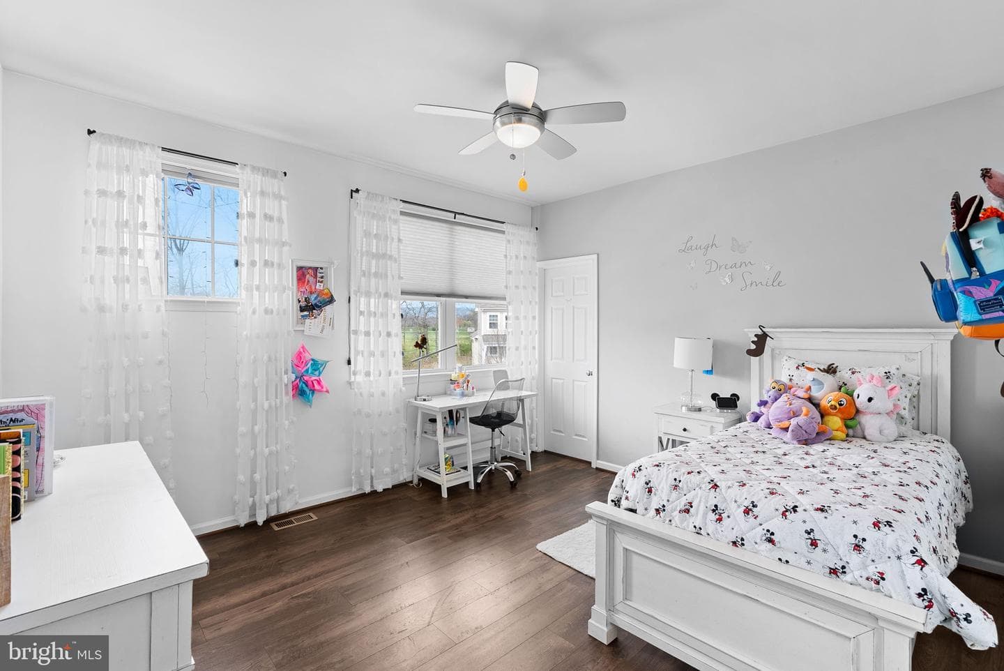 852 Pencoast Drive photo 35