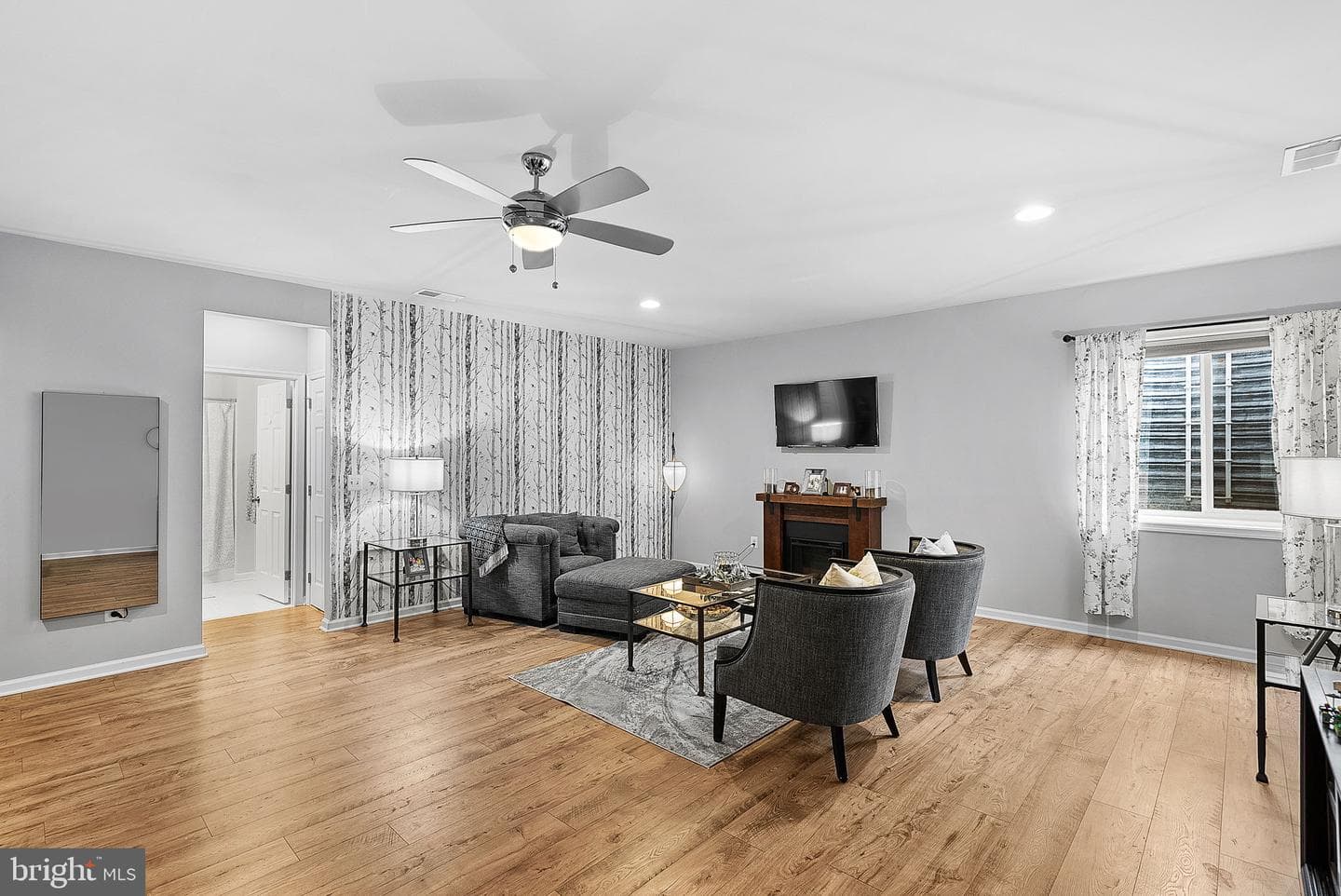852 Pencoast Drive photo 44