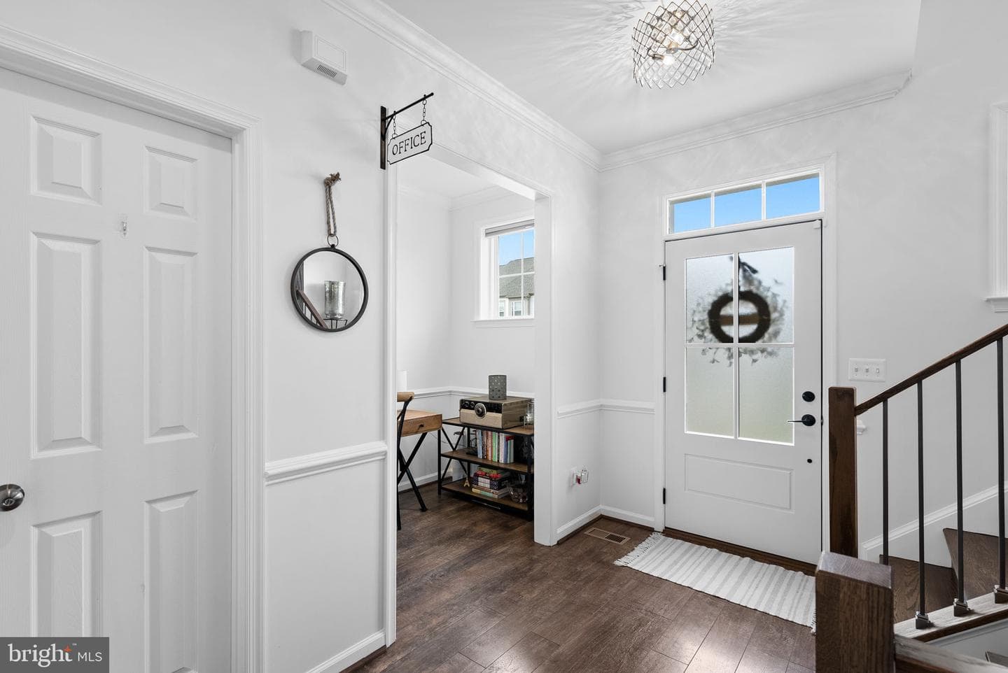 852 Pencoast Drive photo 5