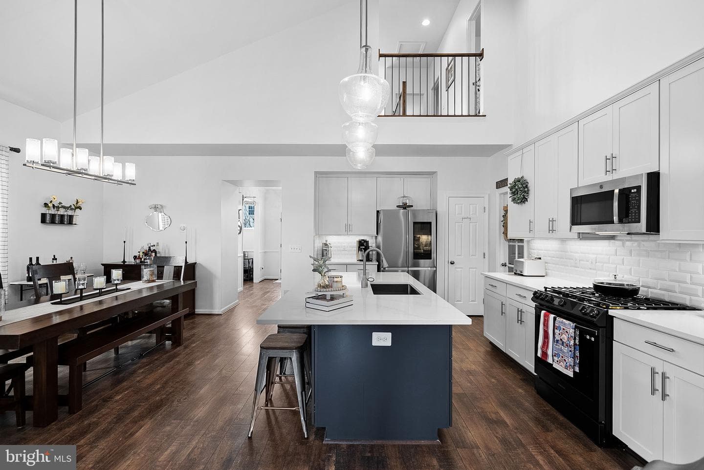 852 Pencoast Drive photo 9