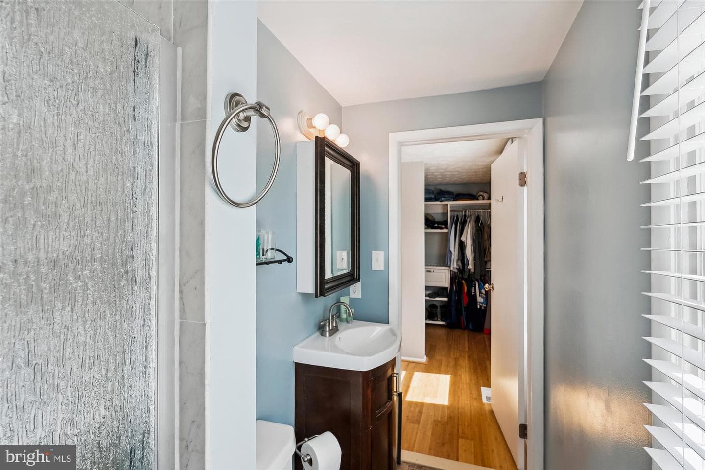 106 Almey Court photo 31