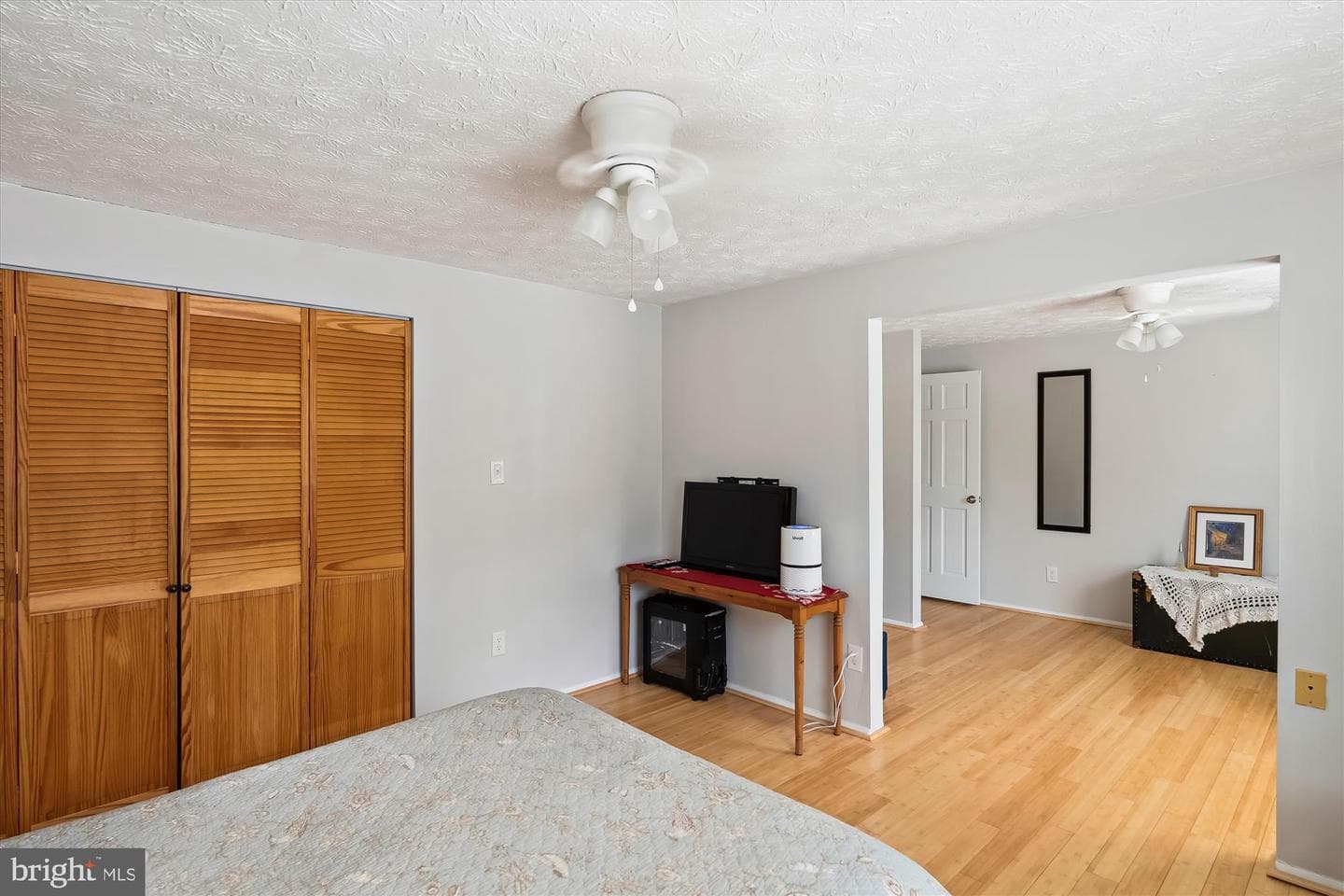 106 Almey Court photo 34