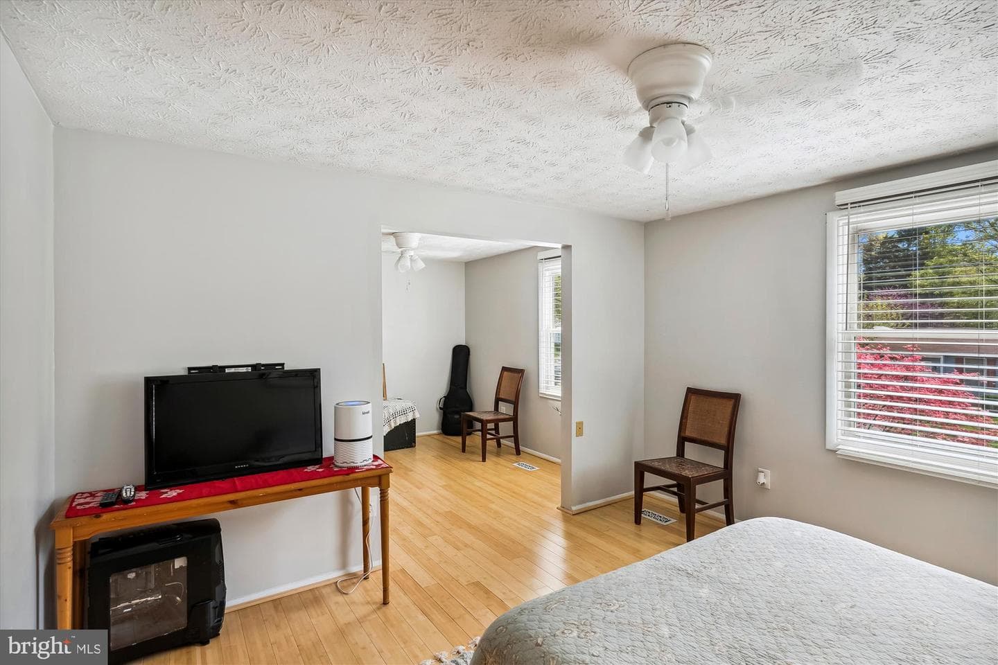 106 Almey Court photo 35
