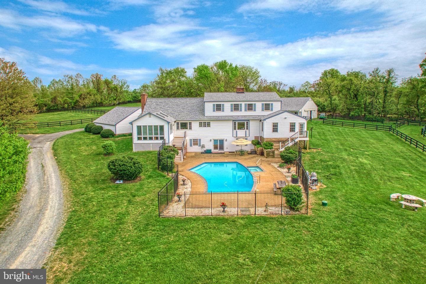 36181 Foxlore Farm Lane photo 47