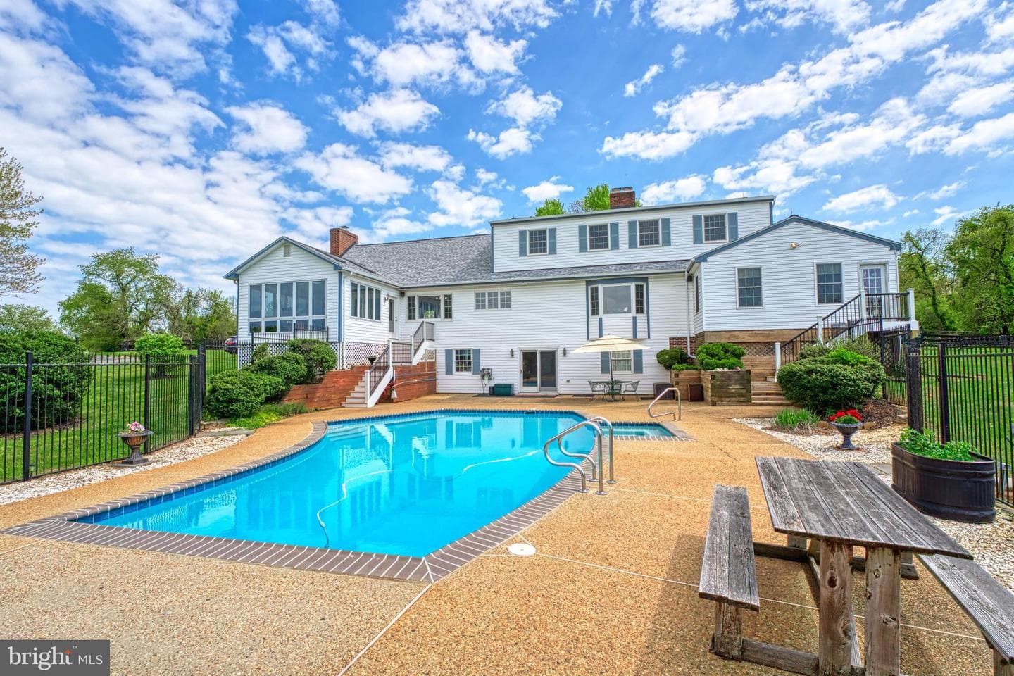 36181 Foxlore Farm Lane photo 48