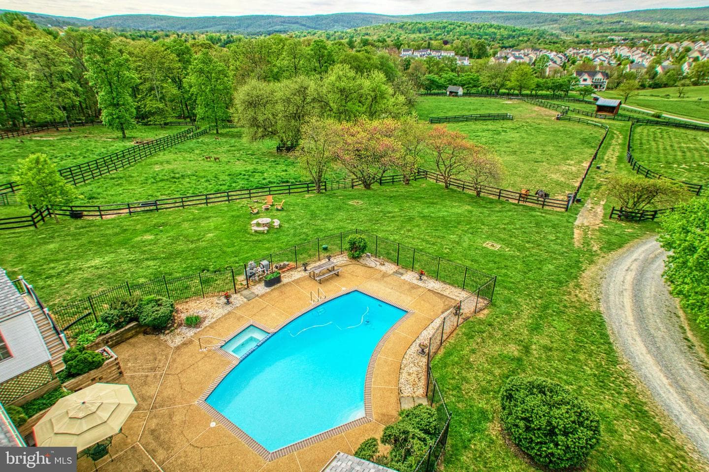 36181 Foxlore Farm Lane photo 49