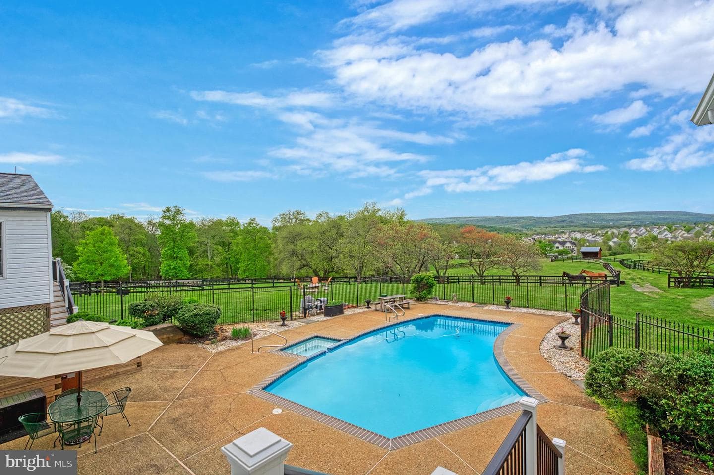 36181 Foxlore Farm Lane photo 50