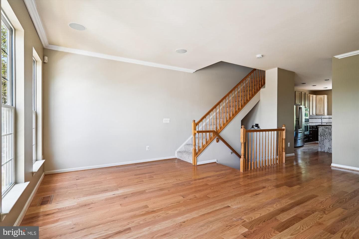 44219 Suscon Square photo 10