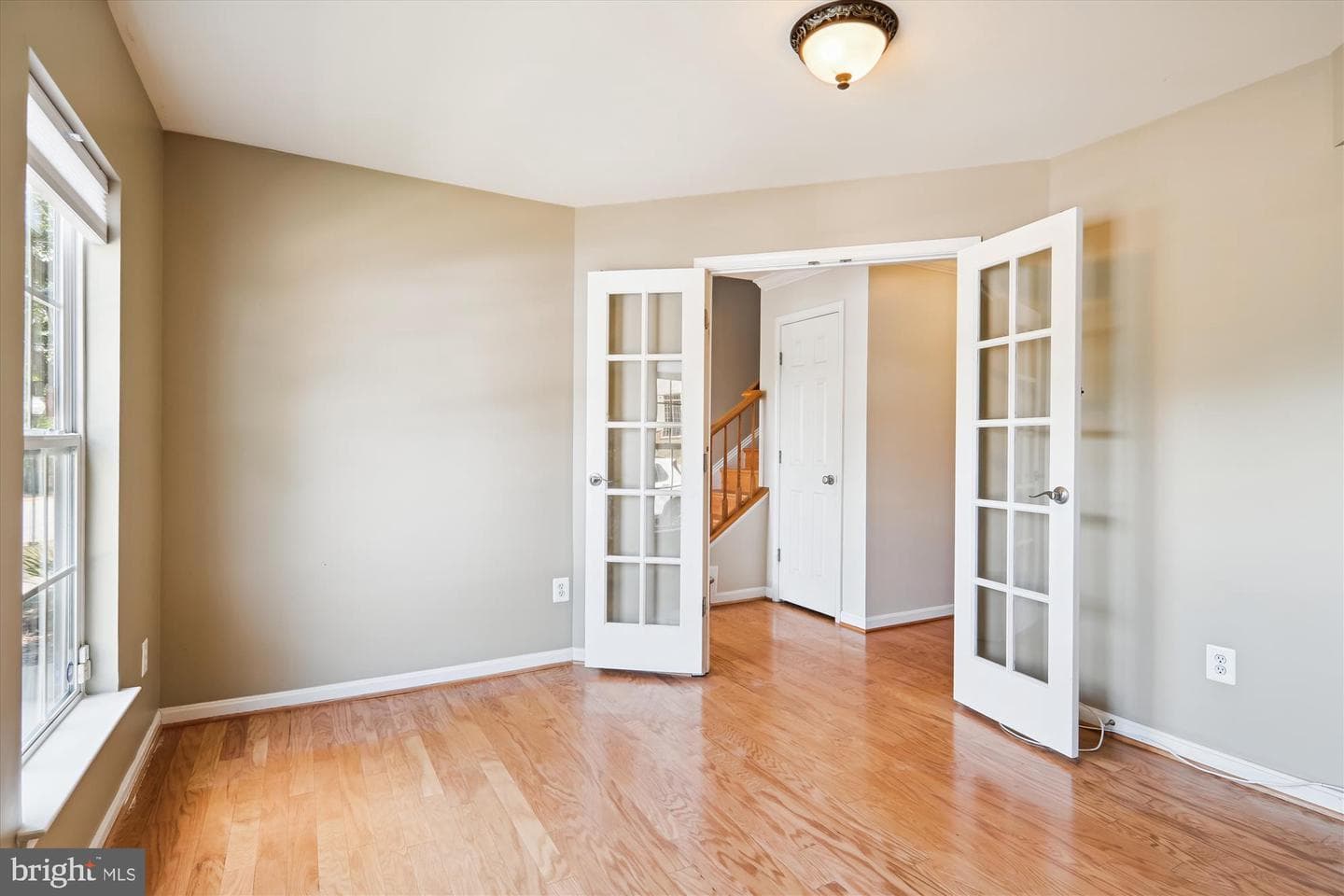 44219 Suscon Square photo 7