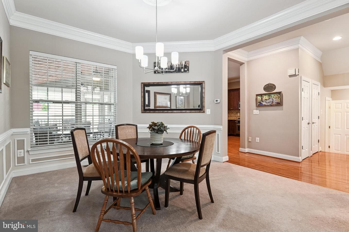525 Gentlewood Square photo 14