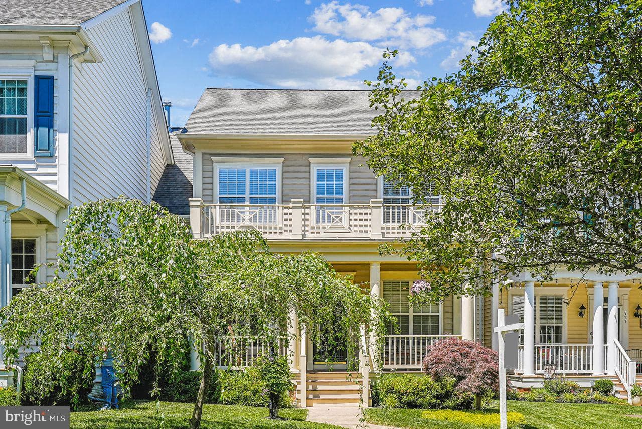 525 Gentlewood Square photo 63