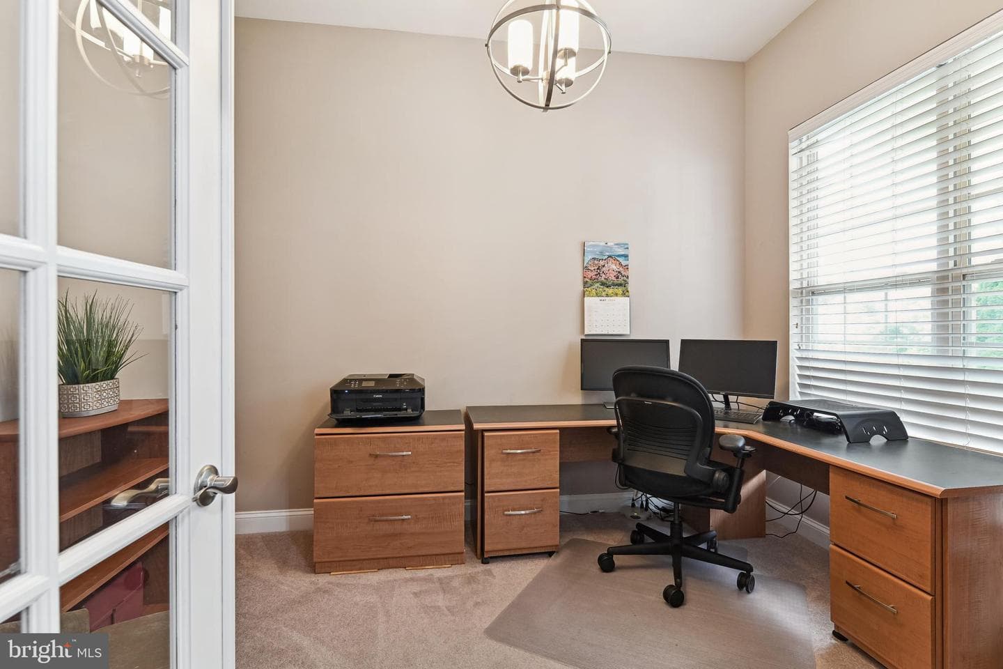 525 Gentlewood Square photo 8