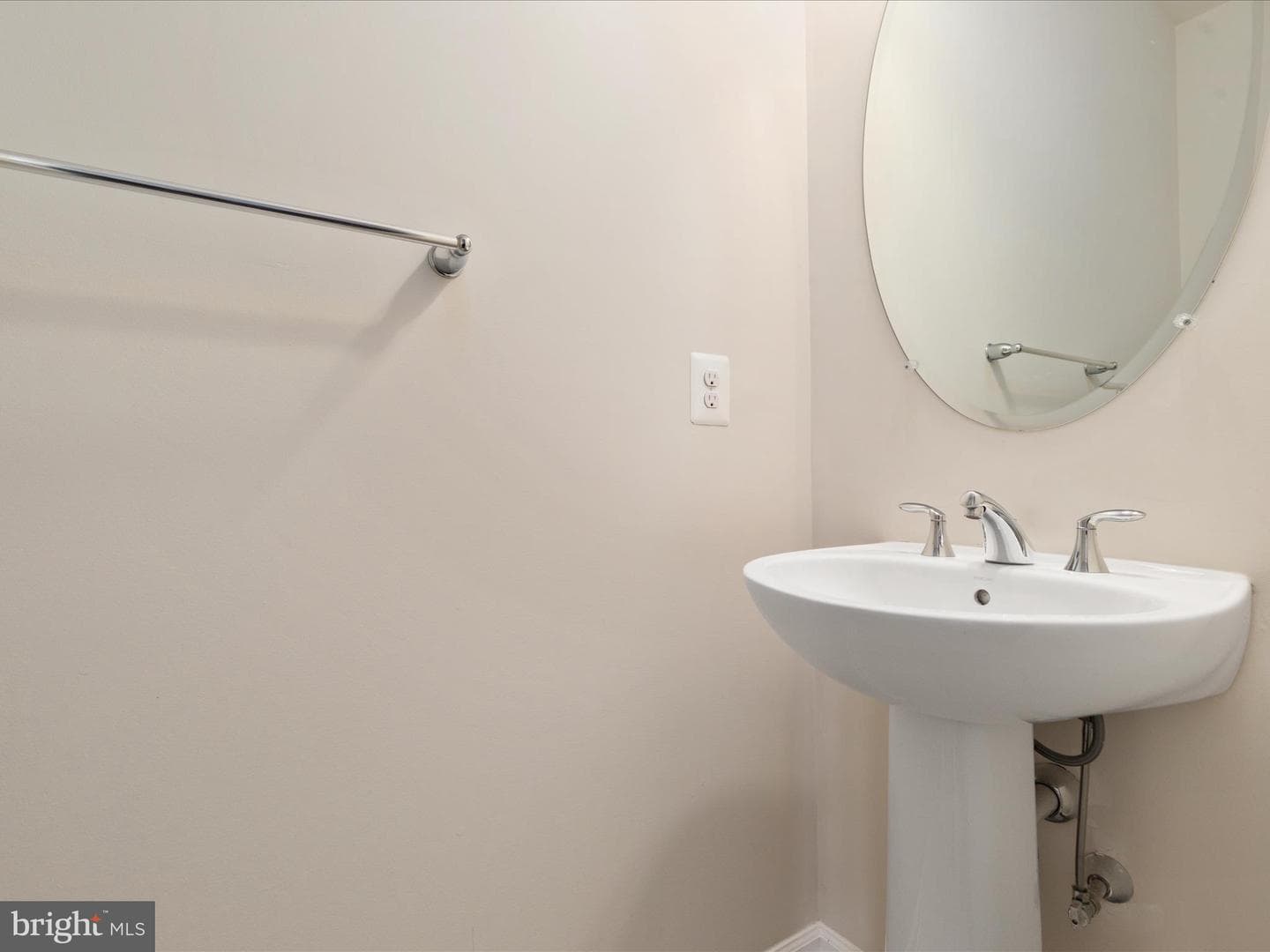 43168 Luttrell Square photo 14