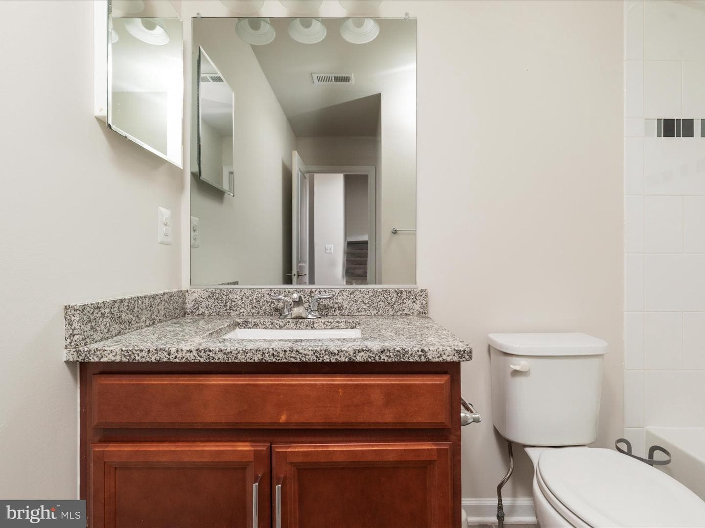 43168 Luttrell Square photo 17