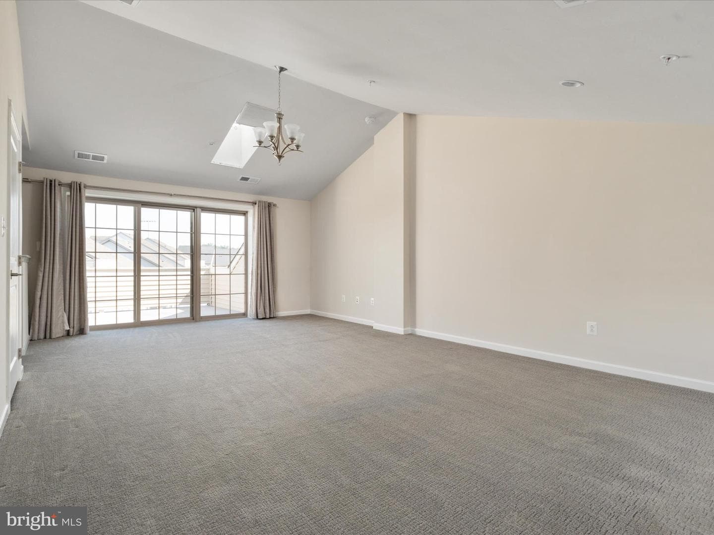 43168 Luttrell Square photo 24