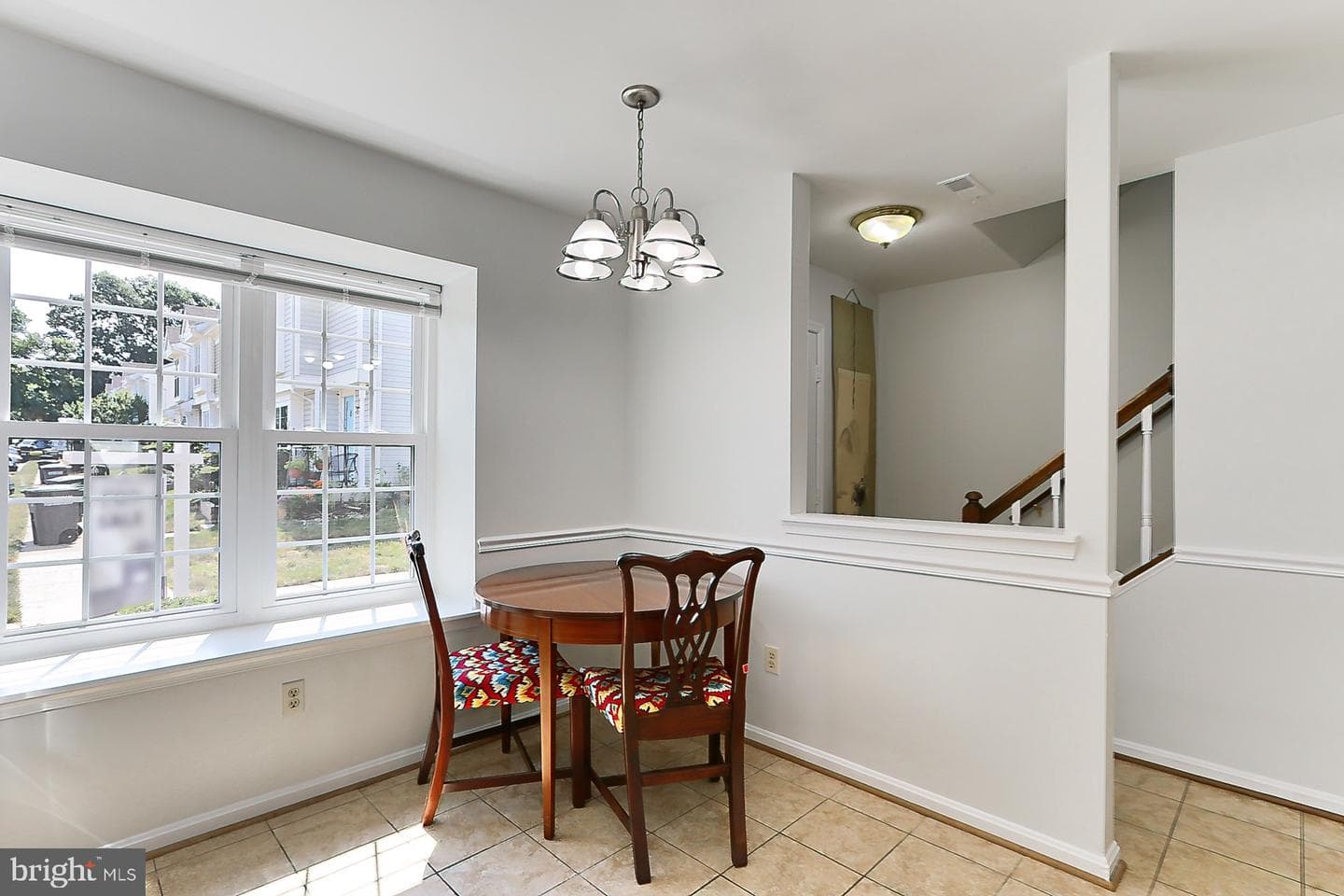 106 Saint Charles Square photo 5