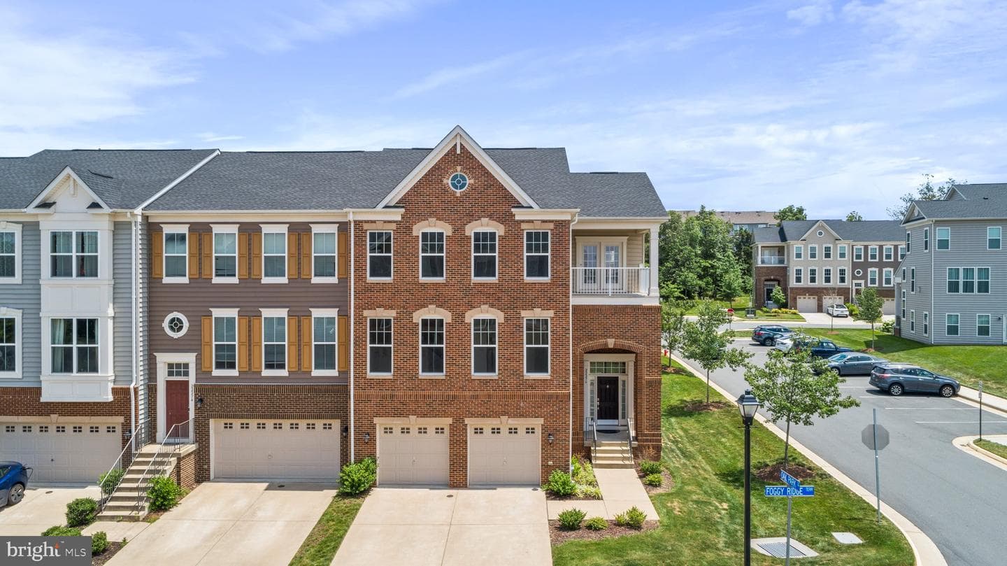 22276 Foggy Ridge Terrace photo 3