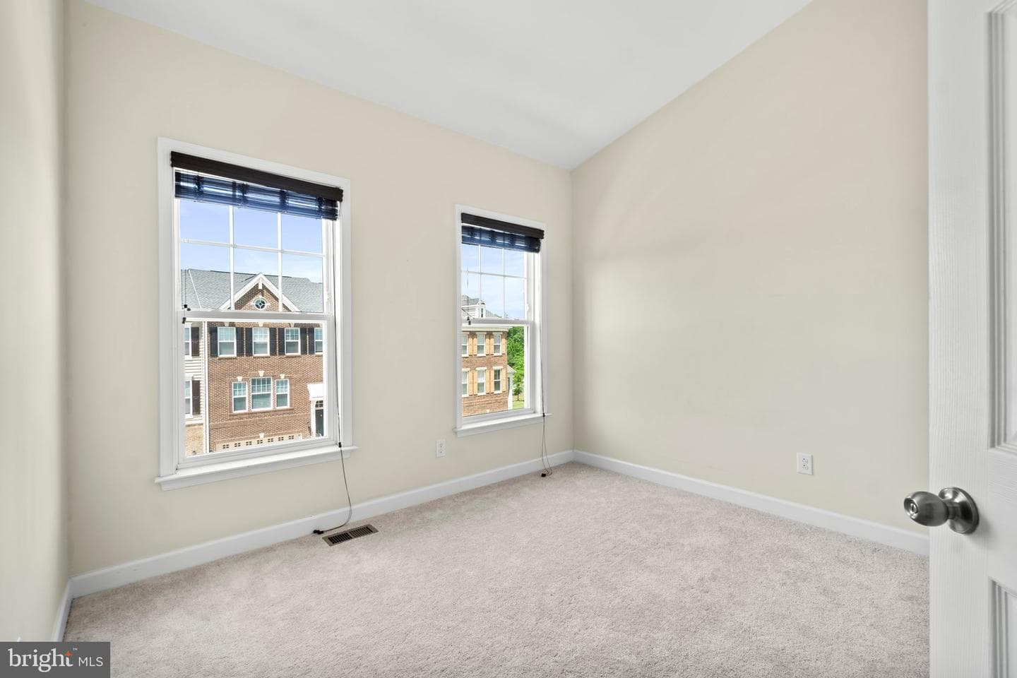 22276 Foggy Ridge Terrace photo 34