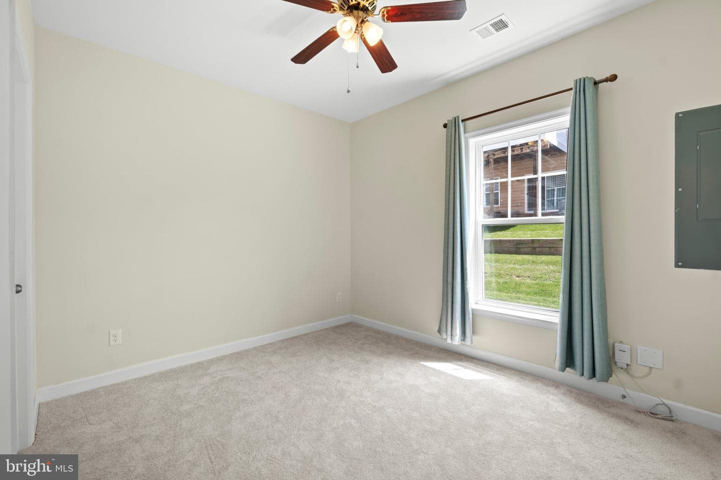 22276 Foggy Ridge Terrace photo 43