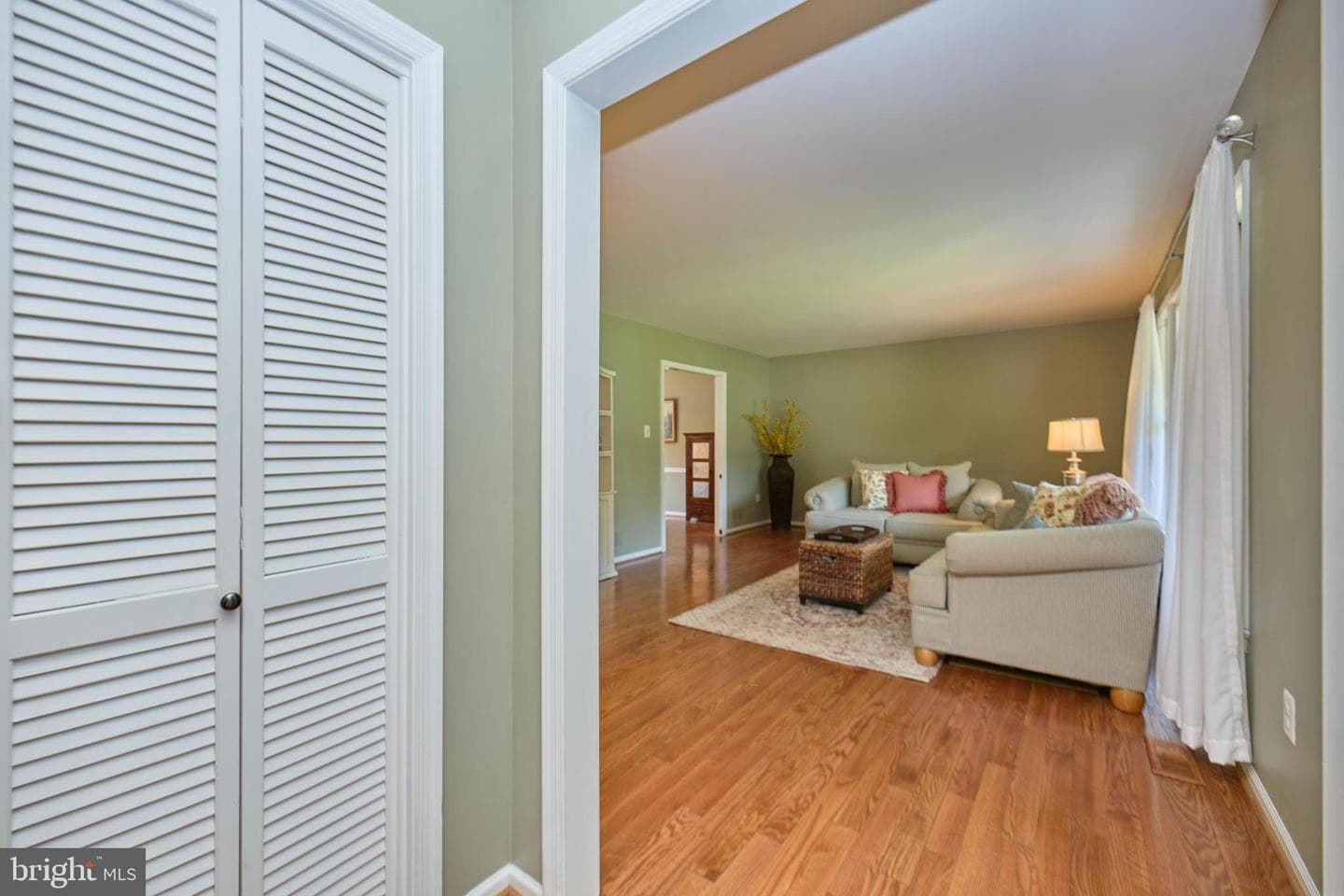 17650 Madison Avenue photo 10