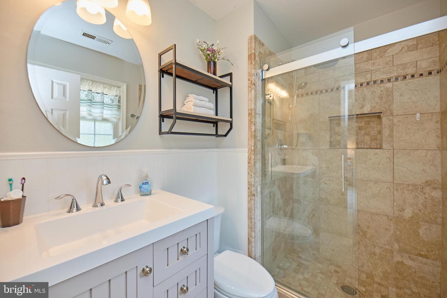 17650 Madison Avenue photo 39