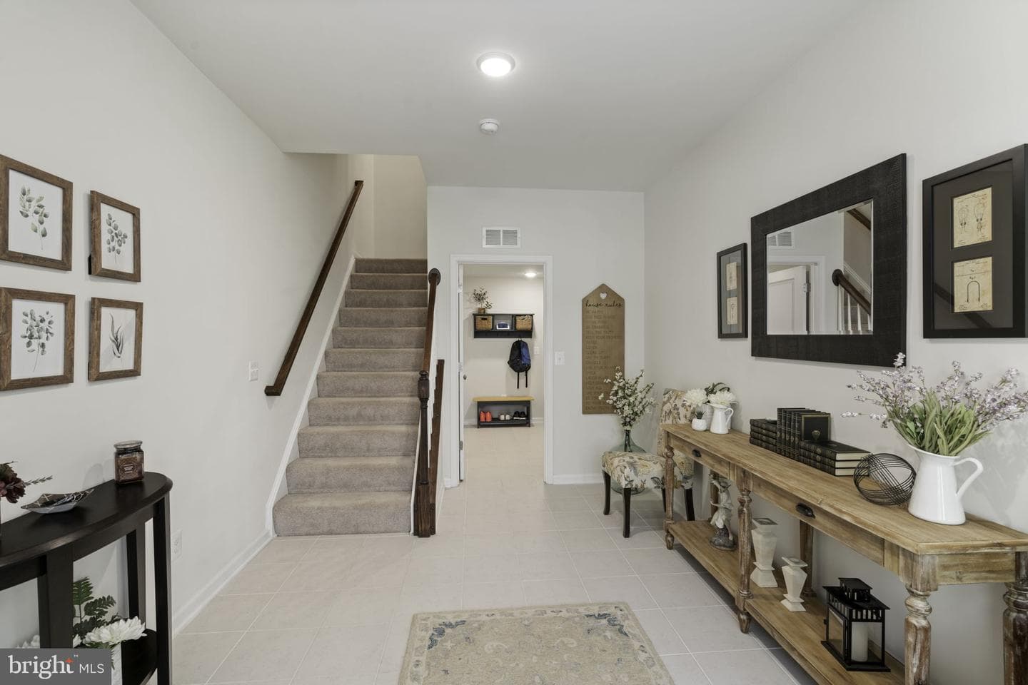 41985 White Mills Terrace photo 5